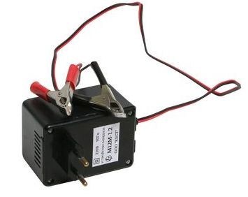 Зарядное устройство М12-1,2А - фото Зарядное устройство для аккумулятора М12-1,2А - фото